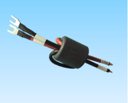 485. 产品名称：新能源光伏逆变器AC输出磁环线/UL1015  12AWG/锰锌磁环/SNB3.5-4/规格型号可依需求定制加工